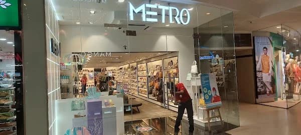 Metro Shoes logo
