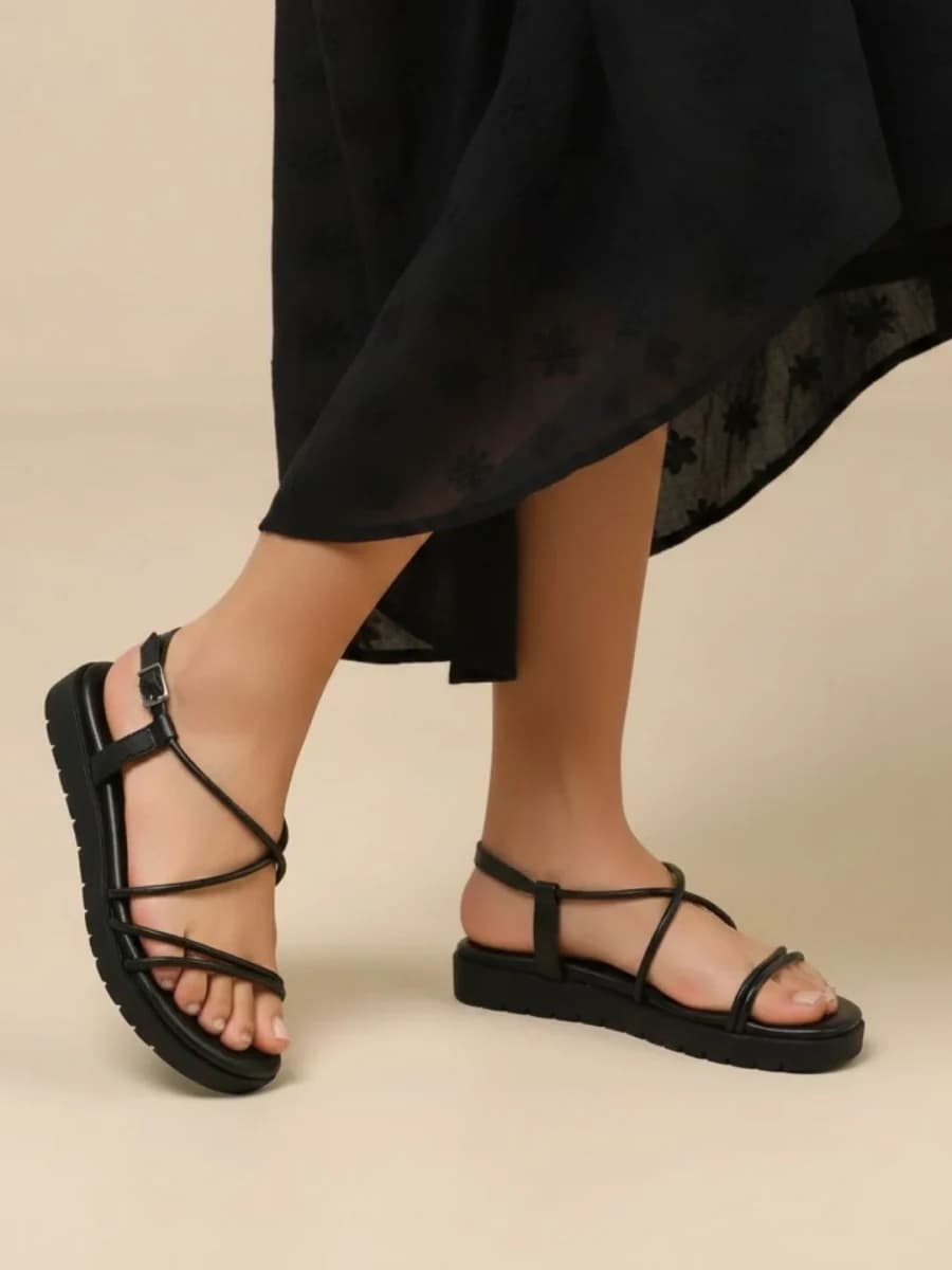 Inc.5 Women Black Striped Open Toe Flats With Backstrap - 39 / BLACK
